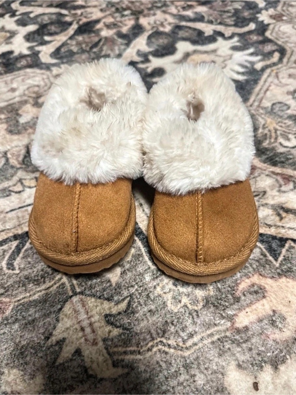 UGG Kids Cozy II Slipper Brown & White Boots
